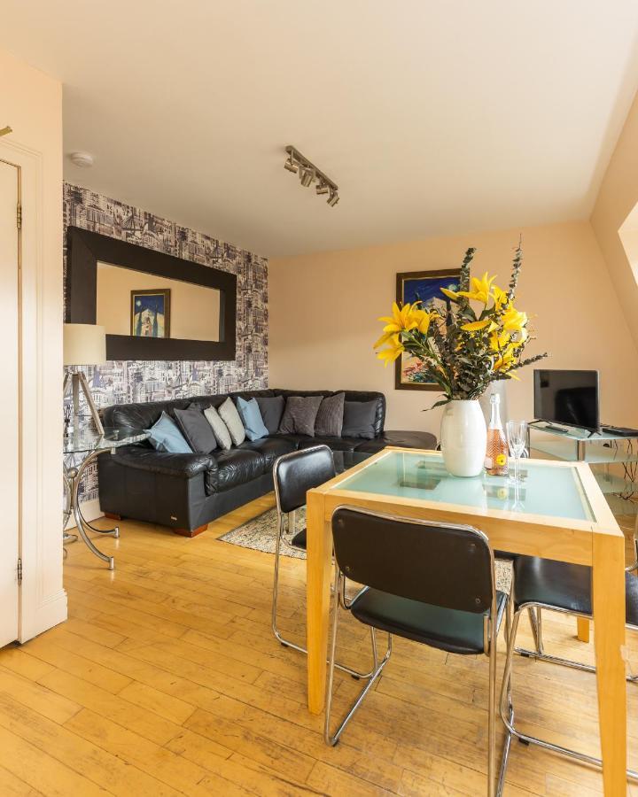 Amazing Castle View Apartment Edimburgo Esterno foto