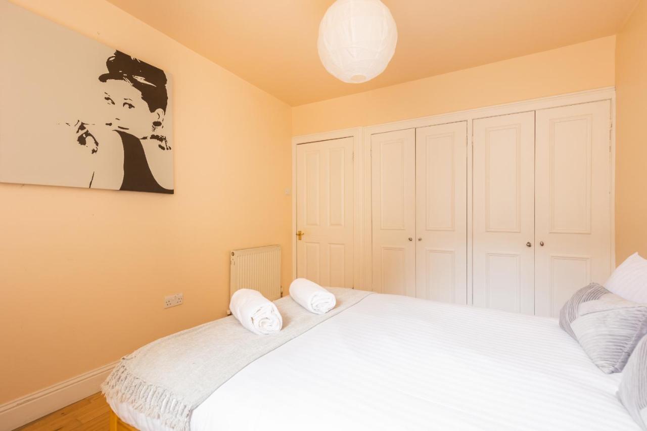Amazing Castle View Apartment Edimburgo Esterno foto