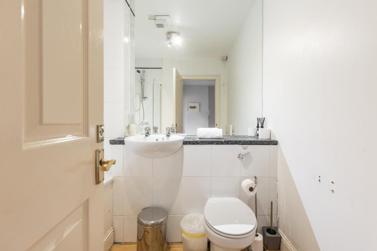 Amazing Castle View Apartment Edimburgo Esterno foto