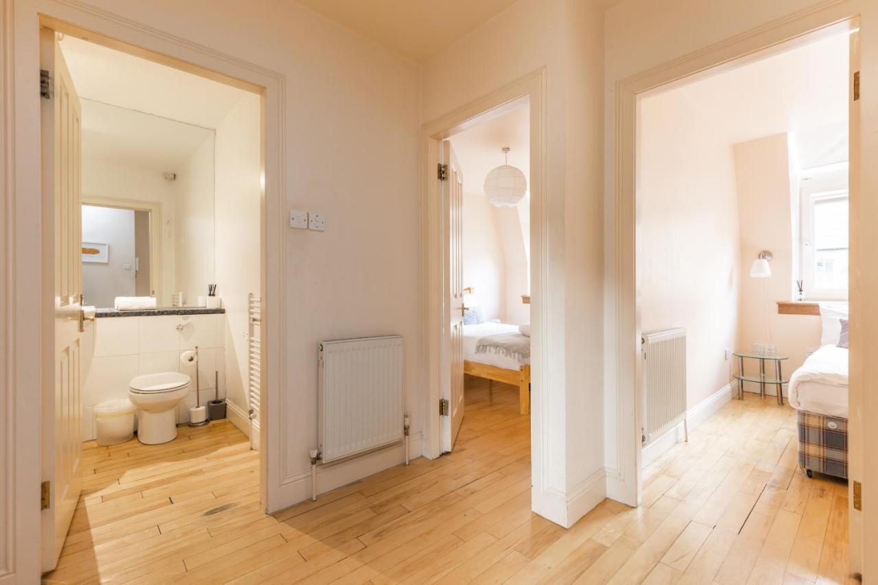 Amazing Castle View Apartment Edimburgo Esterno foto
