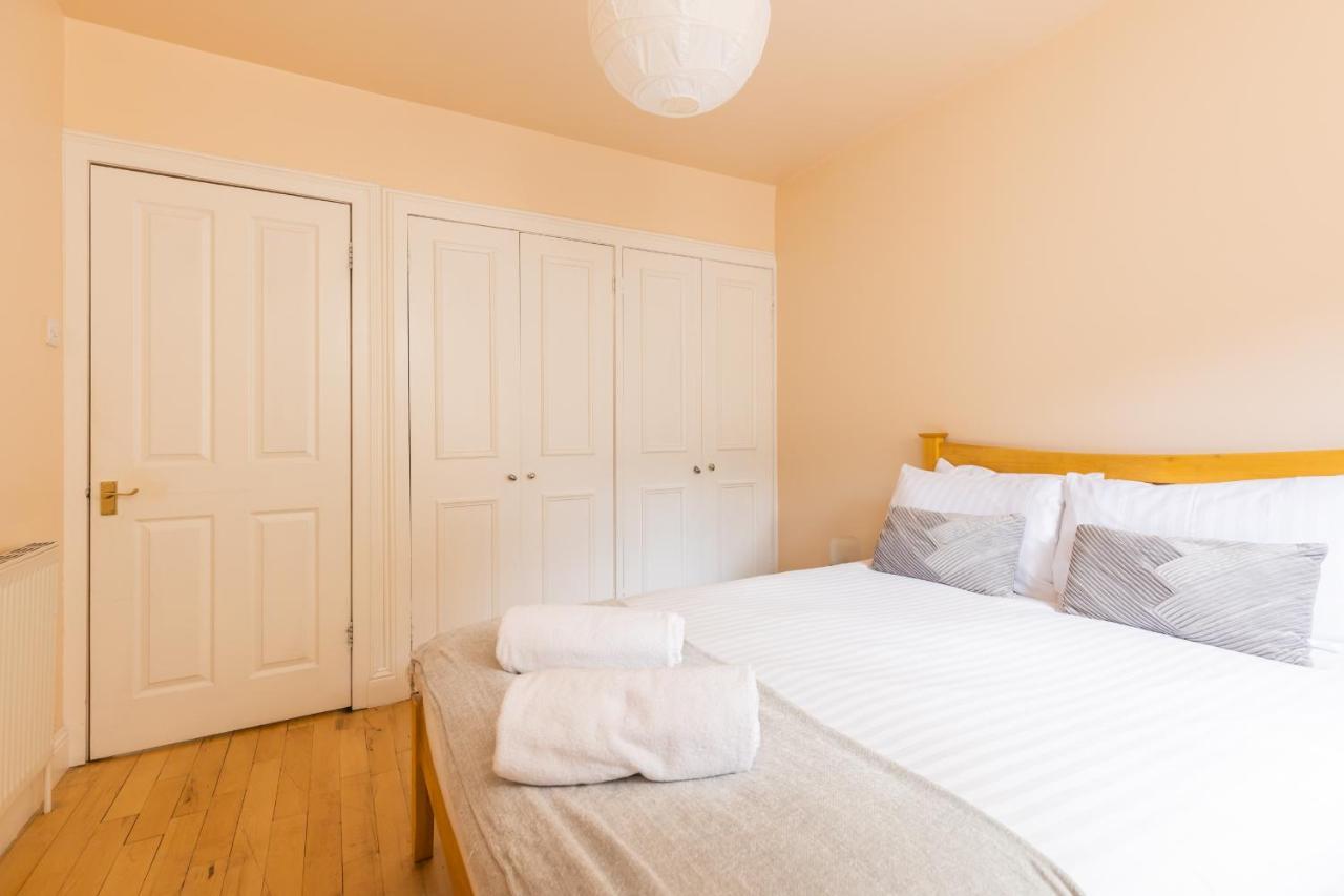 Amazing Castle View Apartment Edimburgo Esterno foto